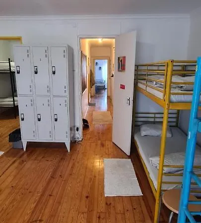 Hostel Auristelas