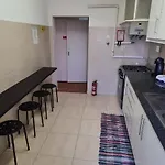 Auristelas بيت شباب *